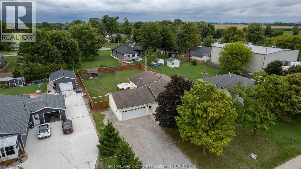 Photo 34 of 940 Hale Street, Stoney Point ON