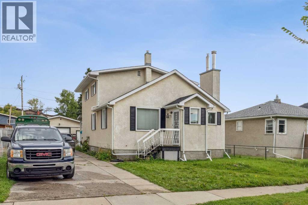 Single Family House for Sale in   Avenue NE Tuxedo Park Calgary 
