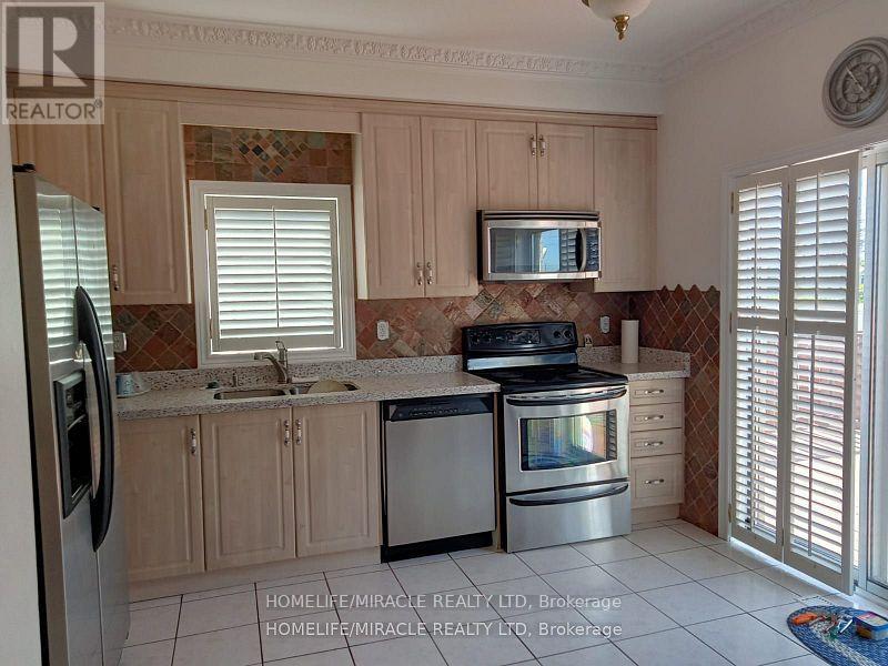 Photo 9 of 2 Nessie Street, Markham ON