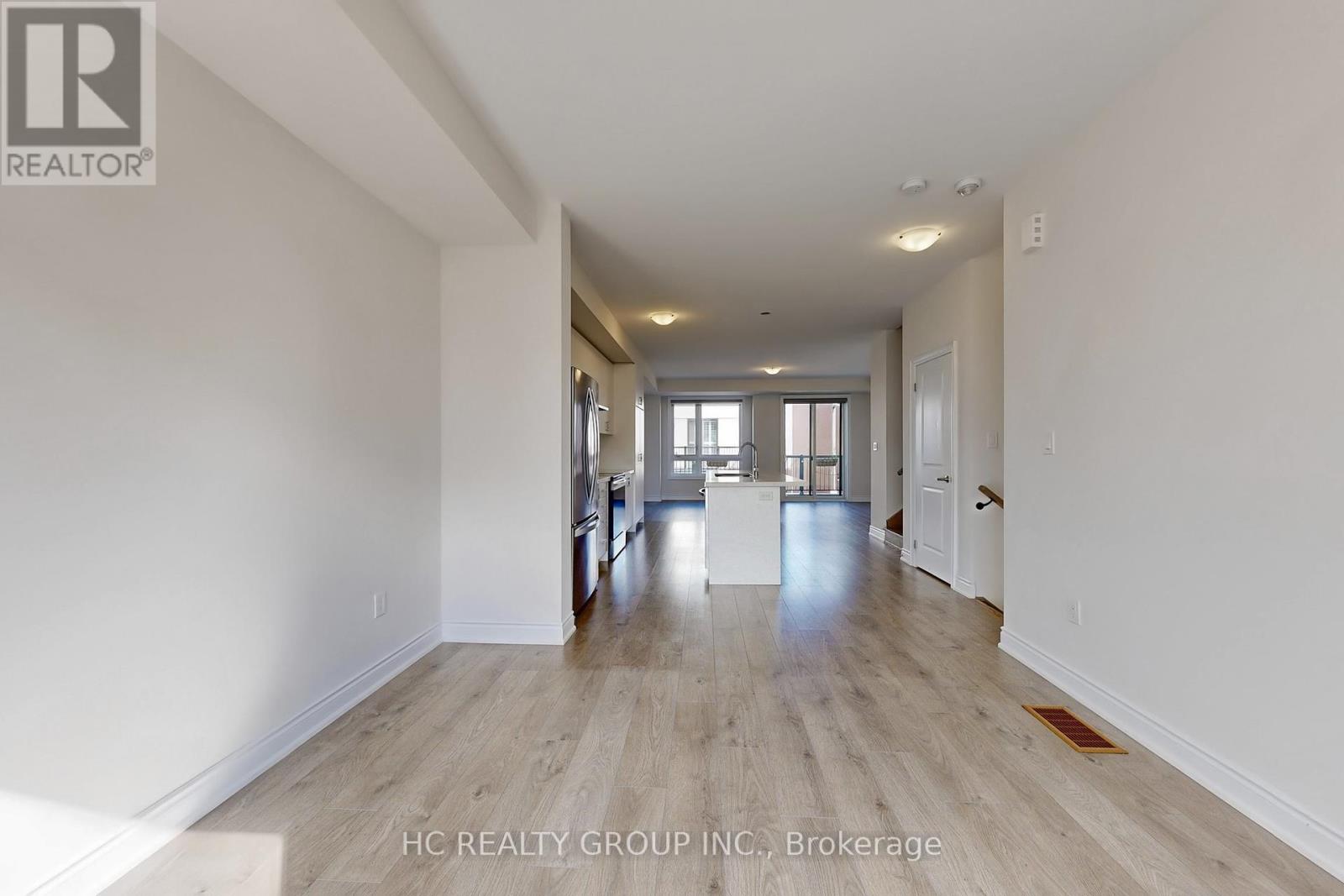 Photo 15 of 31 Thomas Armstrong Lane, Richmond Hill ON