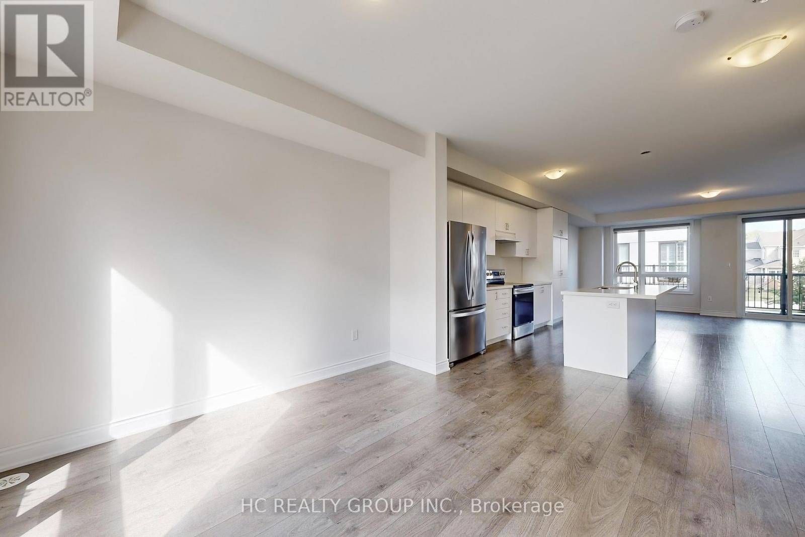 Photo 16 of 31 Thomas Armstrong Lane, Richmond Hill ON