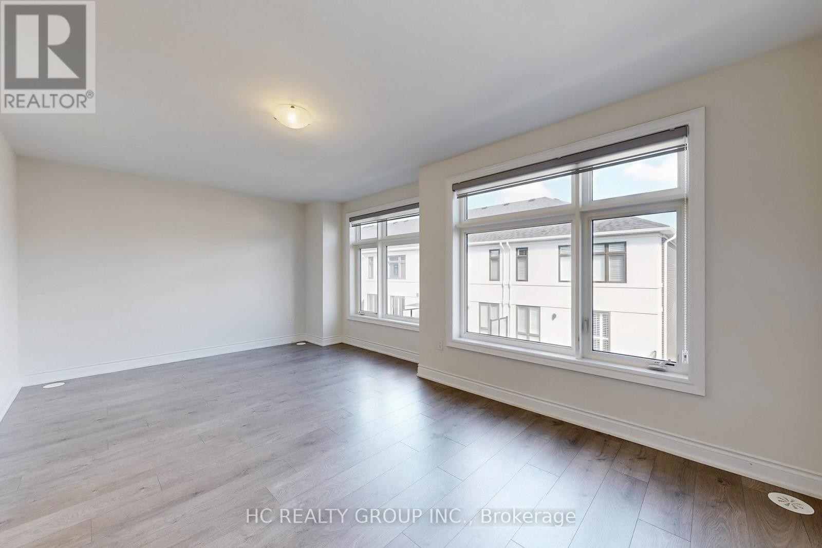 Photo 21 of 31 Thomas Armstrong Lane, Richmond Hill ON