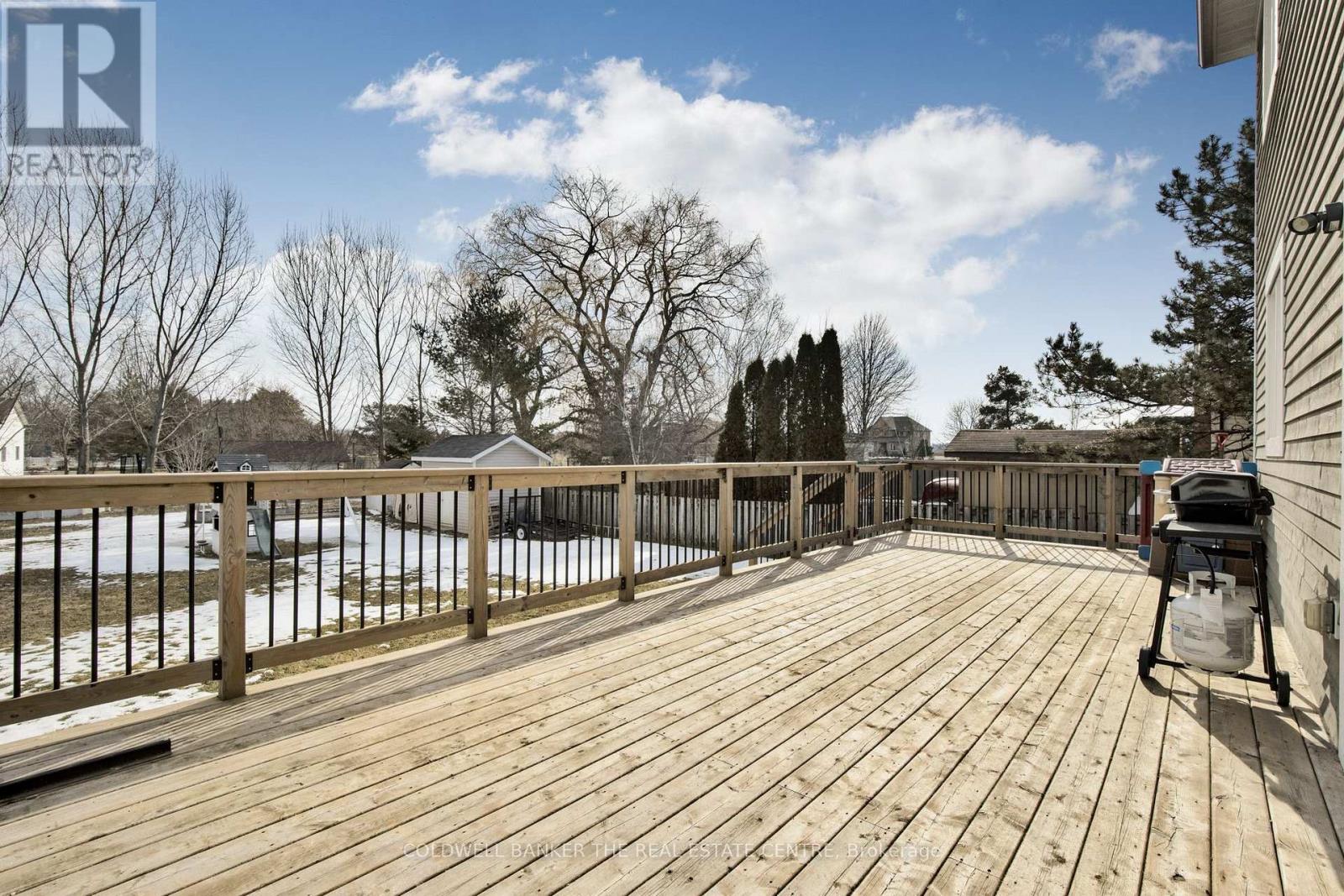 Photo 40 of 202 Clarence Street, Clearview ON