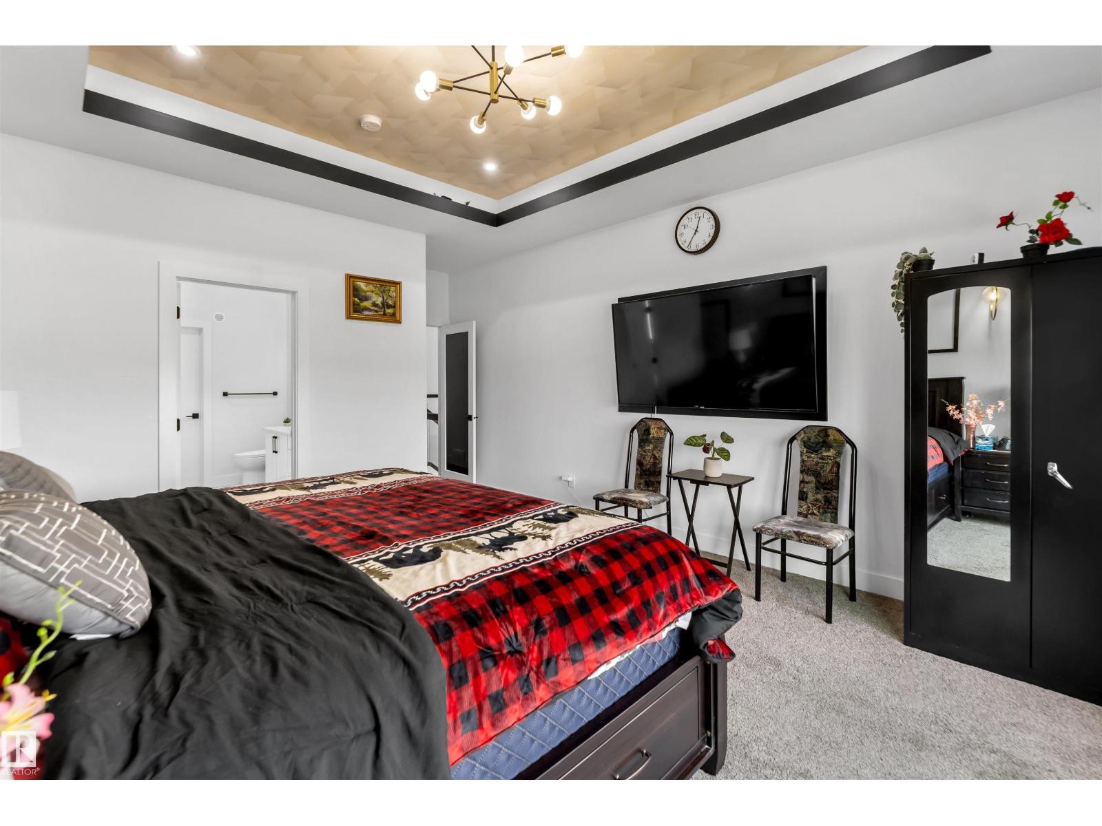 Photo 16 of 15518 13 A Av Sw, Edmonton AB