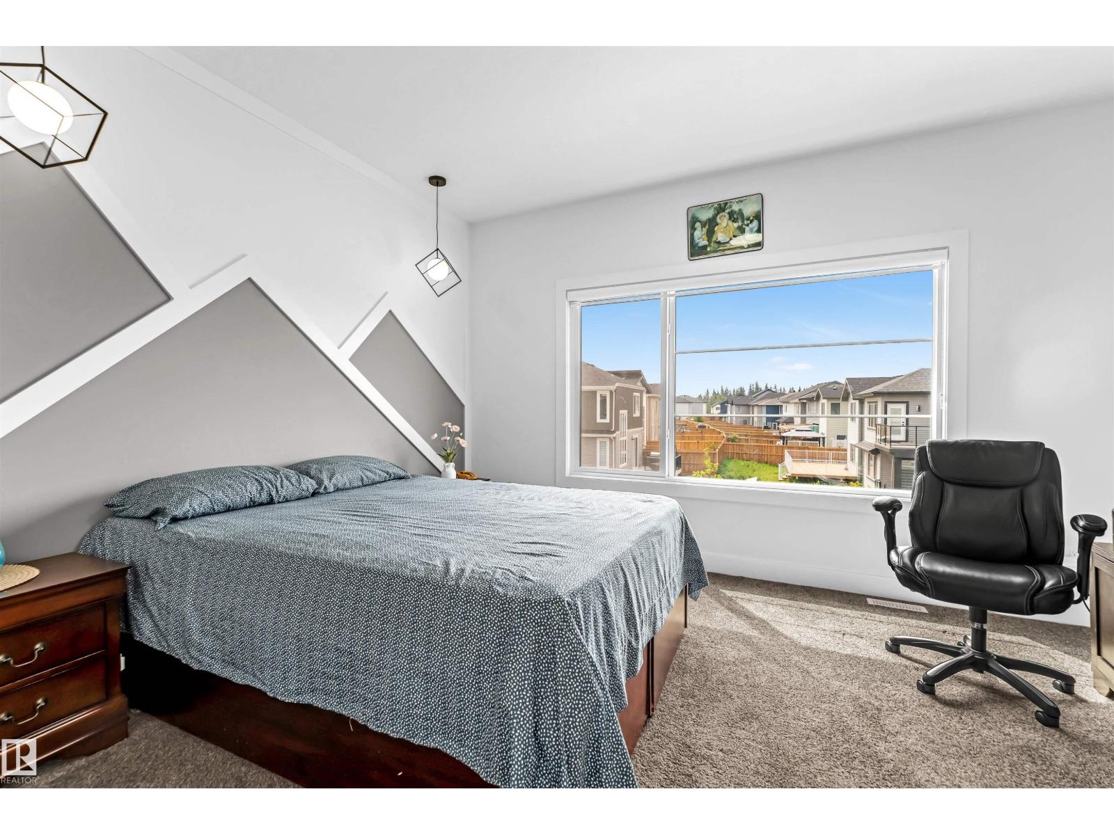 Photo 2 of 15518 13 A Av Sw, Edmonton AB