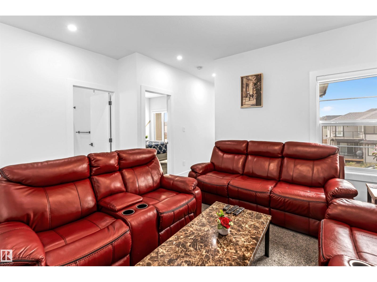 Photo 21 of 15518 13 A Av Sw, Edmonton AB
