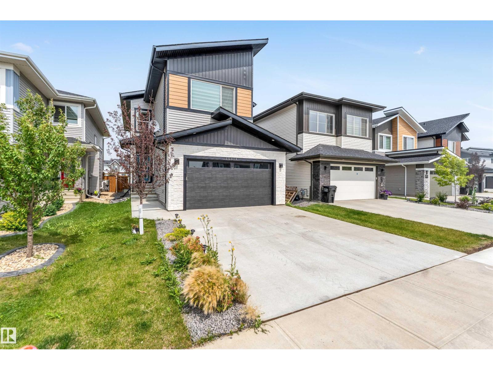 Photo 27 of 15518 13 A Av Sw, Edmonton AB