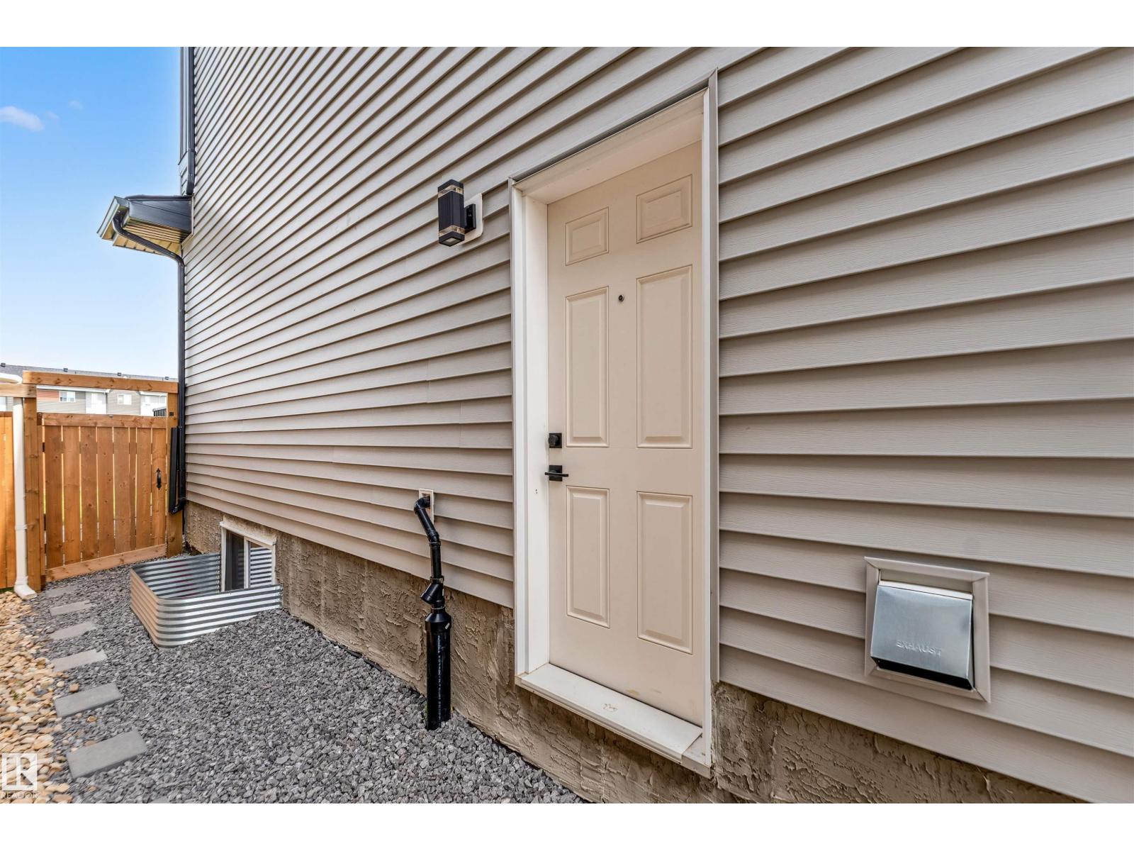 Photo 29 of 15518 13 A Av Sw, Edmonton AB