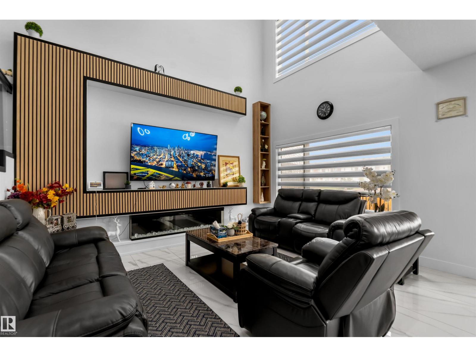 Photo 7 of 15518 13 A Av Sw, Edmonton AB