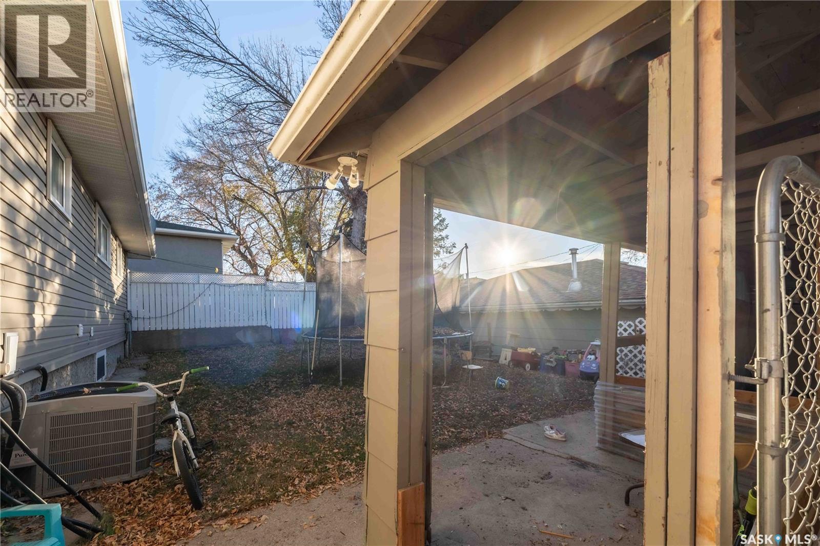 Photo 43 of 1314 Henleaze Avenue, Moose Jaw SK
