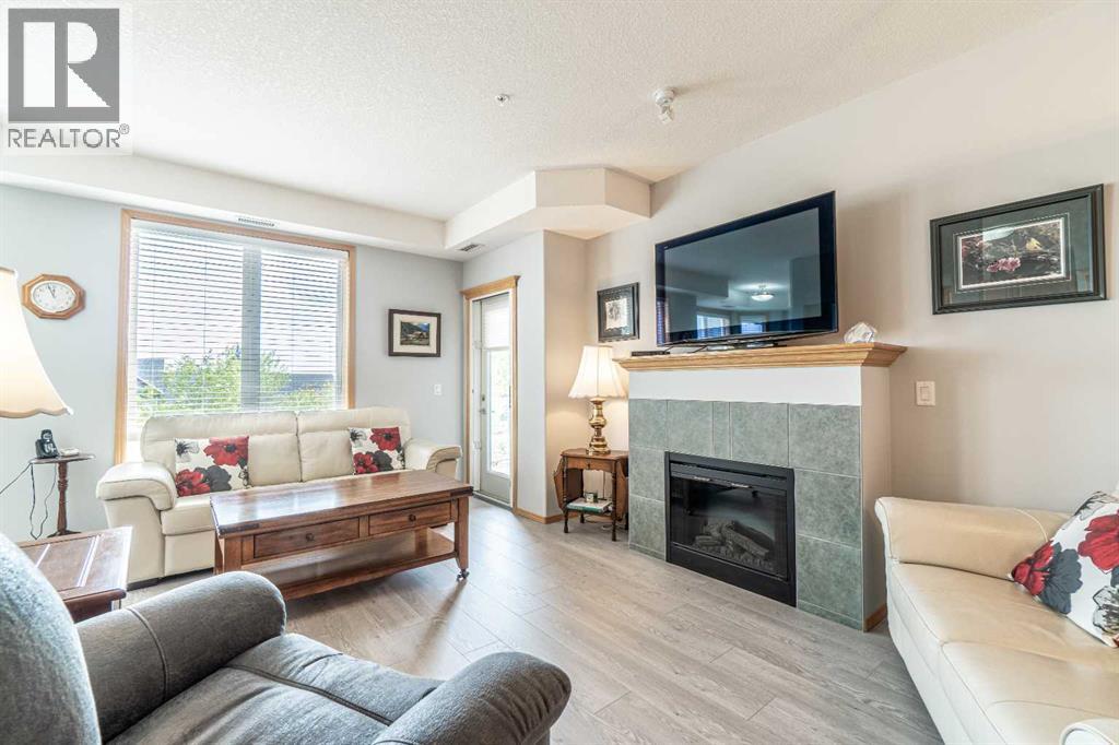 Single Family House for Sale in   Everstone Drive SW Evergreen Calgary 