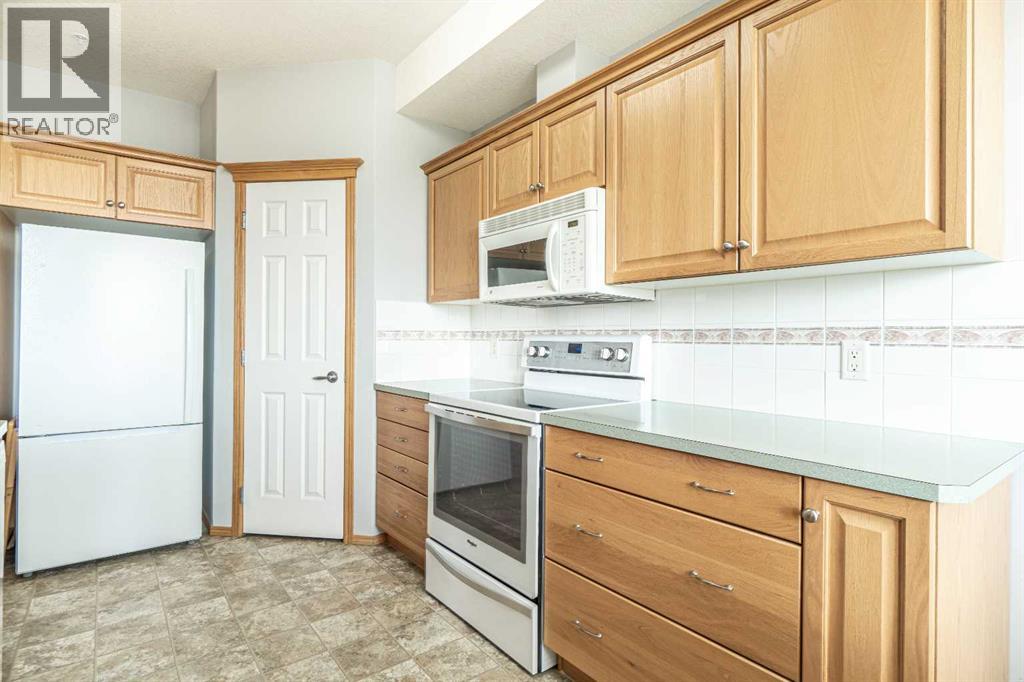 Single Family House for Sale in   Everstone Drive SW Evergreen Calgary 
