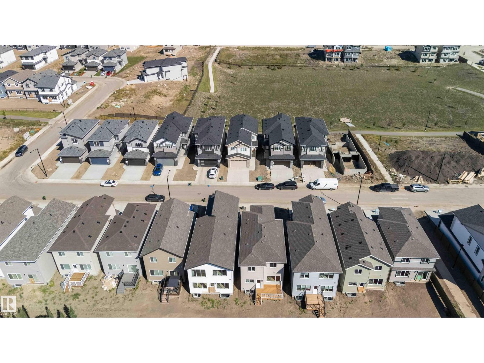 Photo 8 of 8619 181 Av Nw, Edmonton AB