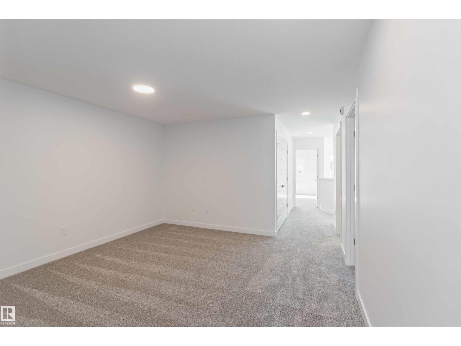 Photo 2 of 8619 181 Av Nw, Edmonton AB