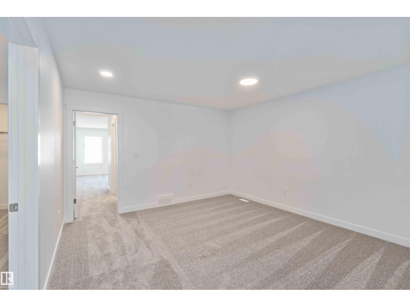 Photo 3 of 8619 181 Av Nw, Edmonton AB