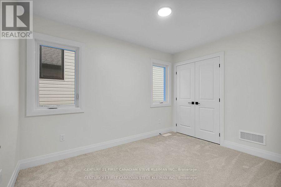 Photo 25 of 1238 Whetherfield Street, London North ON