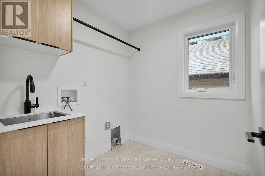 Photo 27 of 1238 Whetherfield Street, London North ON