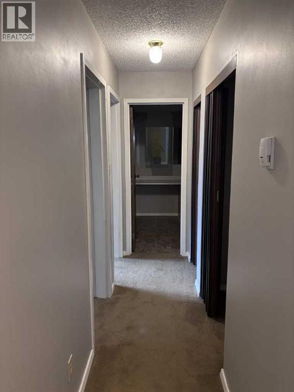 Photo 8 of 109 85 Foxbend Crescent N, Lethbridge AB