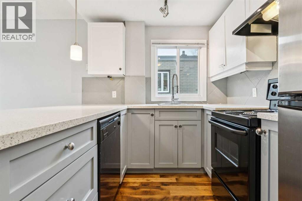 Single Family House for Sale in    Avenue SW Beltline Calgary 