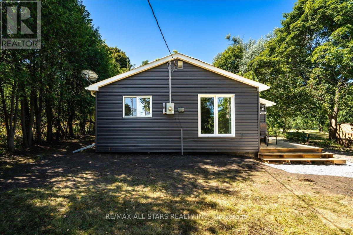 Photo 26 of 489 Bay Street, Brock ON