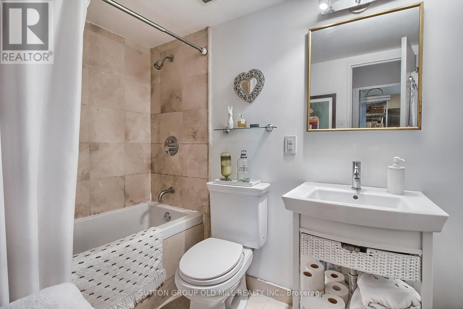 Photo 27 of 1701 360 Ridelle Avenue, Toronto ON