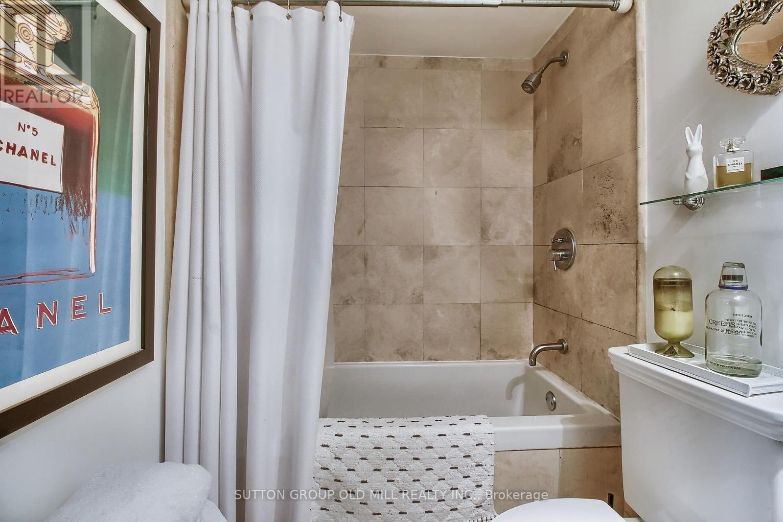 Photo 28 of 1701 360 Ridelle Avenue, Toronto ON
