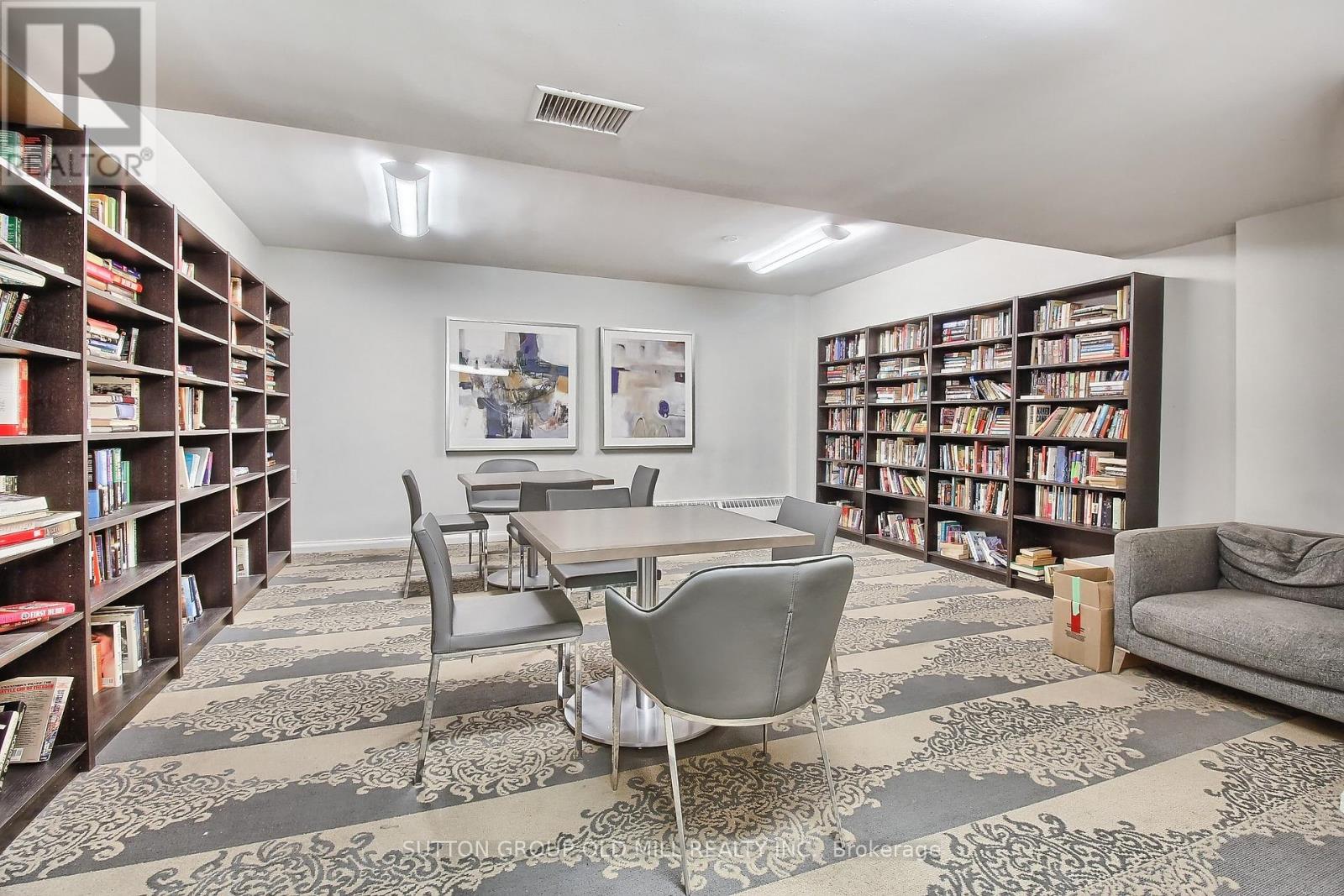 Photo 32 of 1701 360 Ridelle Avenue, Toronto ON