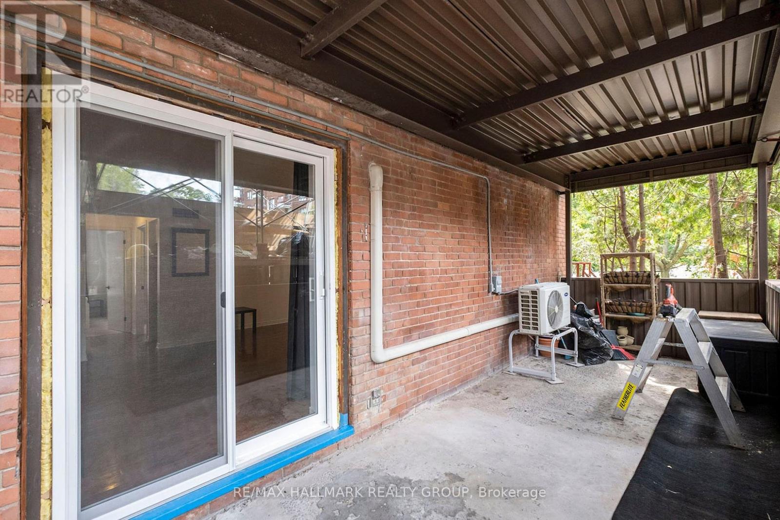 Photo 23 of 3 244 Charlotte Street, Ottawa ON