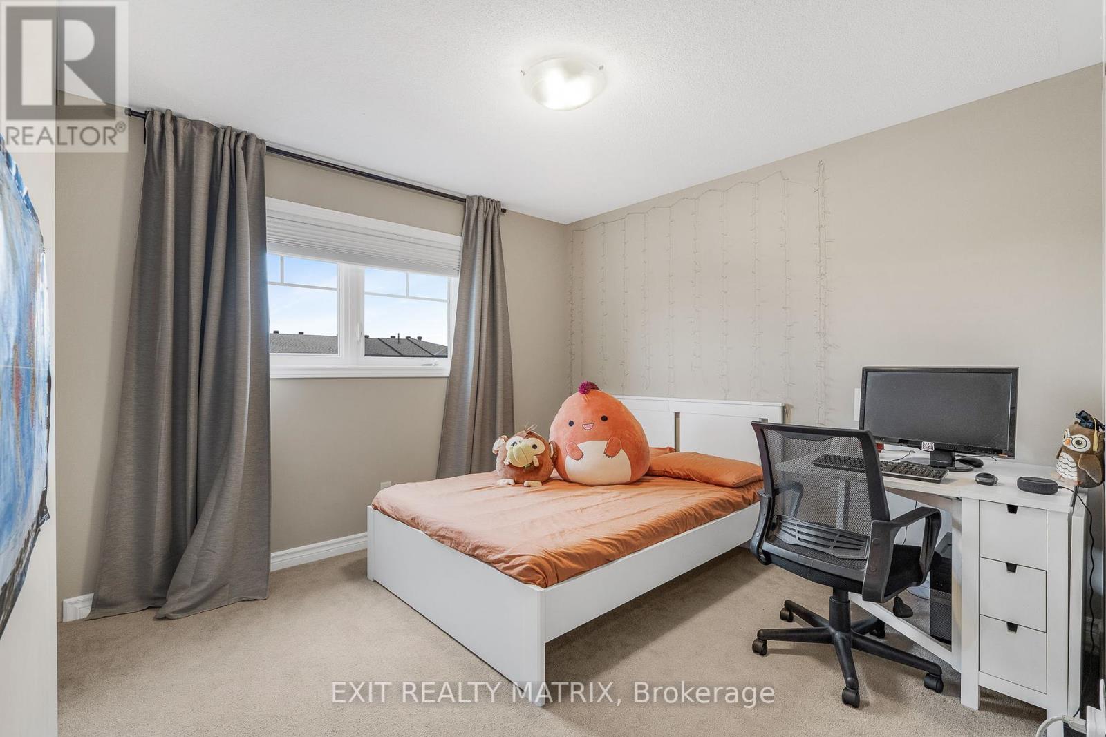 Photo 16 of 682 Decoeur Drive, Ottawa ON