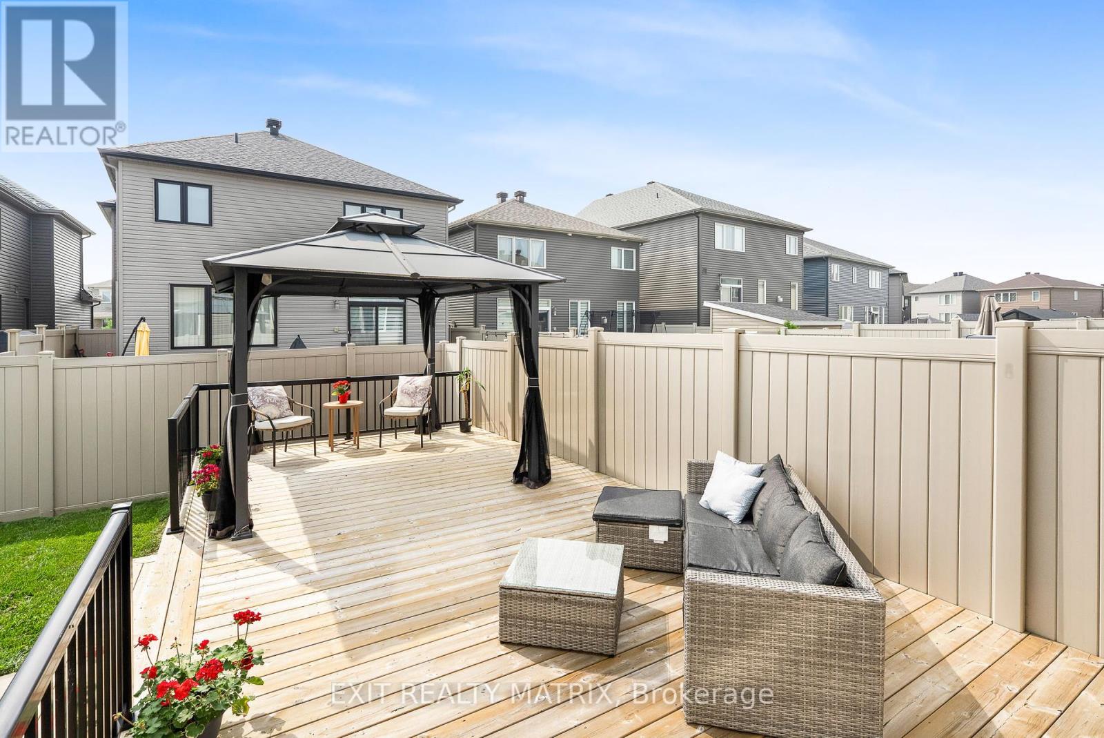 Photo 26 of 682 Decoeur Drive, Ottawa ON