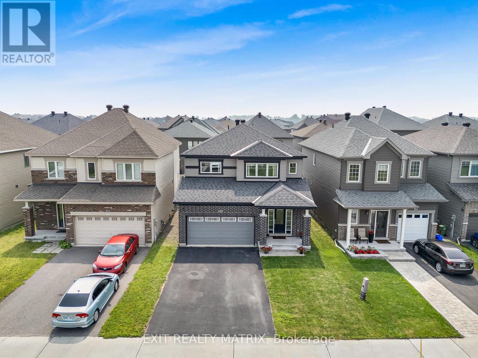 Photo 29 of 682 Decoeur Drive, Ottawa ON