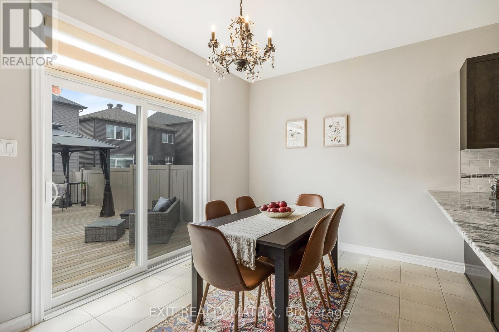Photo 7 of 682 Decoeur Drive, Ottawa ON