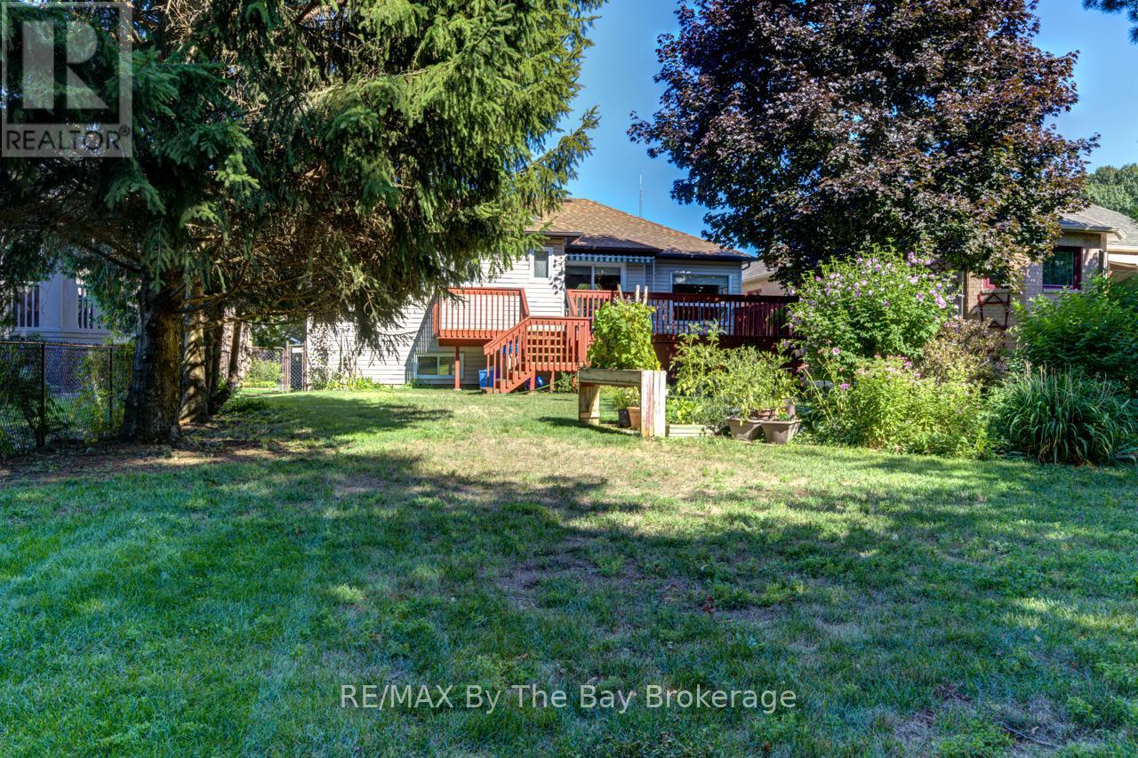Photo 34 of 26 Timberland Crescent, Wasaga Beach ON