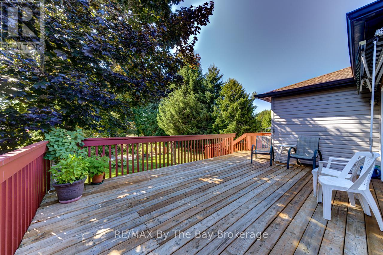 Photo 36 of 26 Timberland Crescent, Wasaga Beach ON