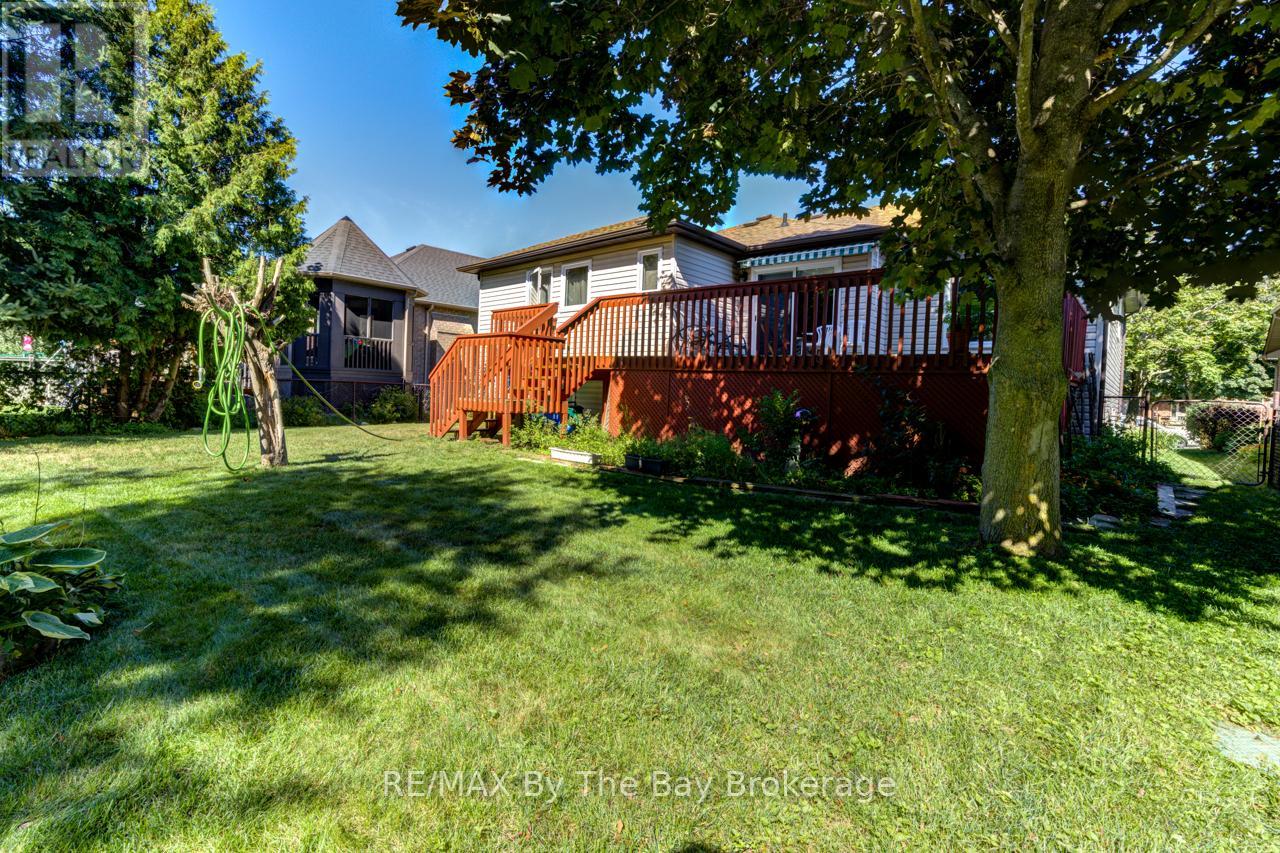 Photo 38 of 26 Timberland Crescent, Wasaga Beach ON