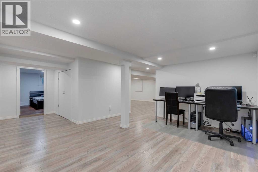 Single Family House Bungalow for Sale in   Avenue NW Crescent Heights Calgary 