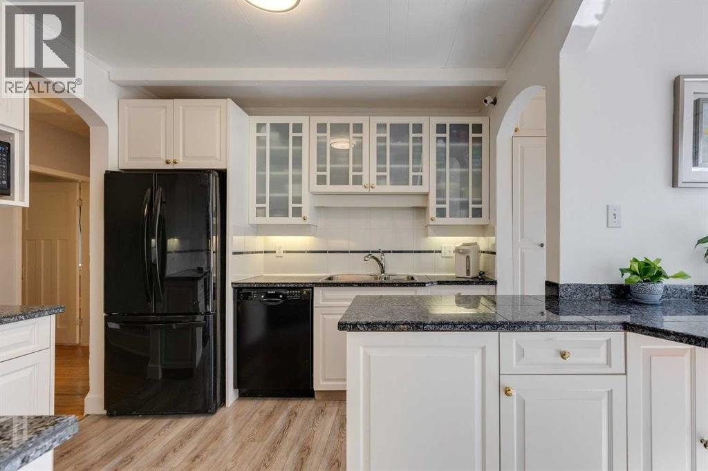 Single Family House Bungalow for Sale in   Avenue NW Crescent Heights Calgary 