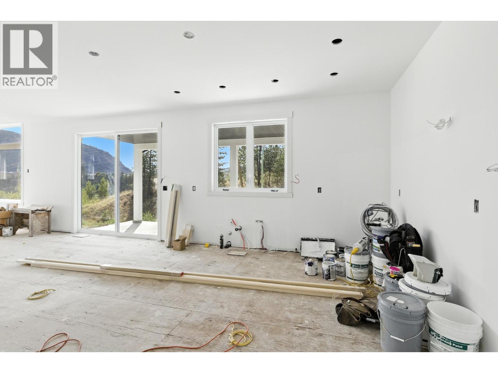 2208 Surrey Road, West Kelowna
