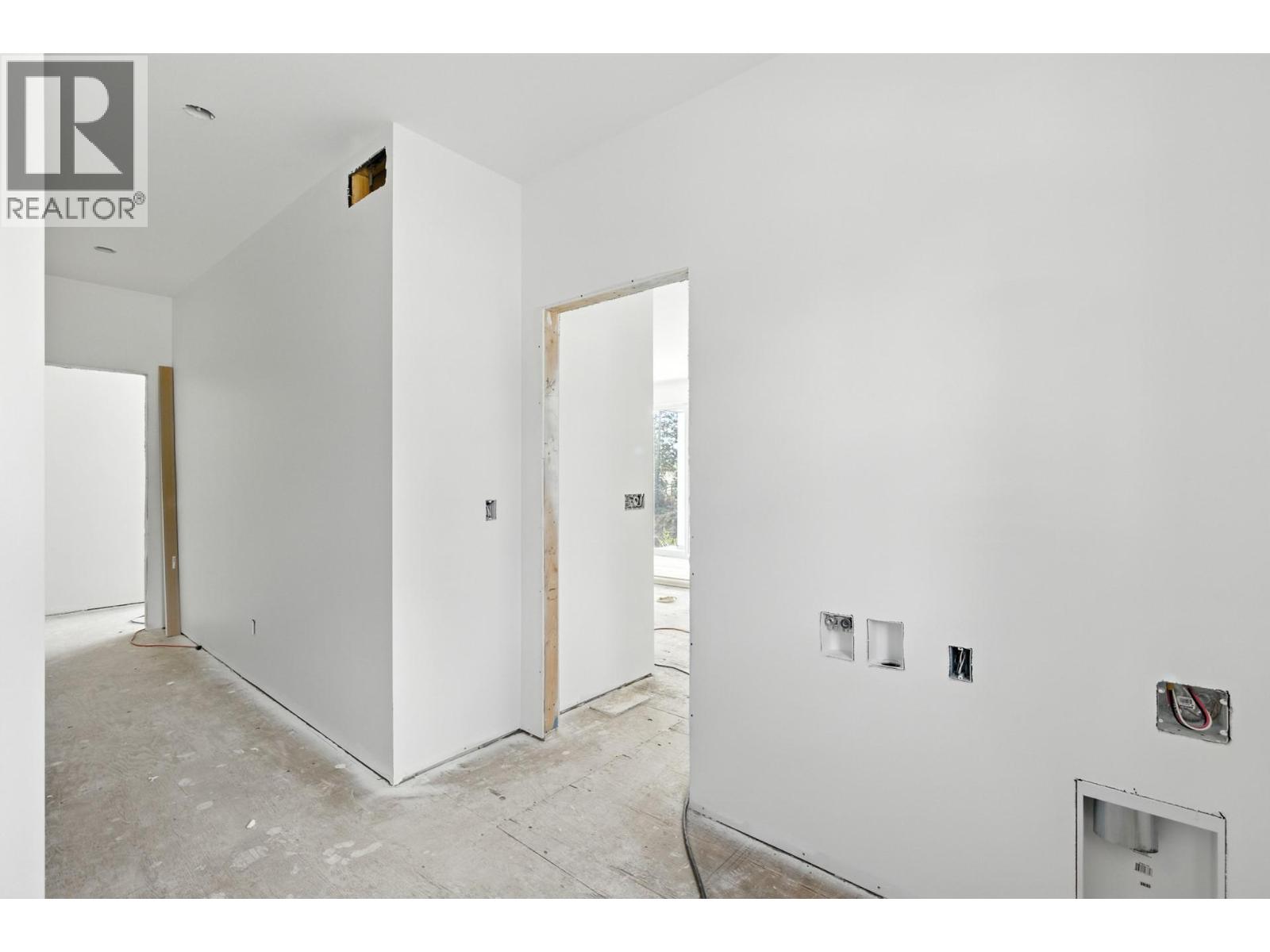  2208 Surrey Road, West Kelowna