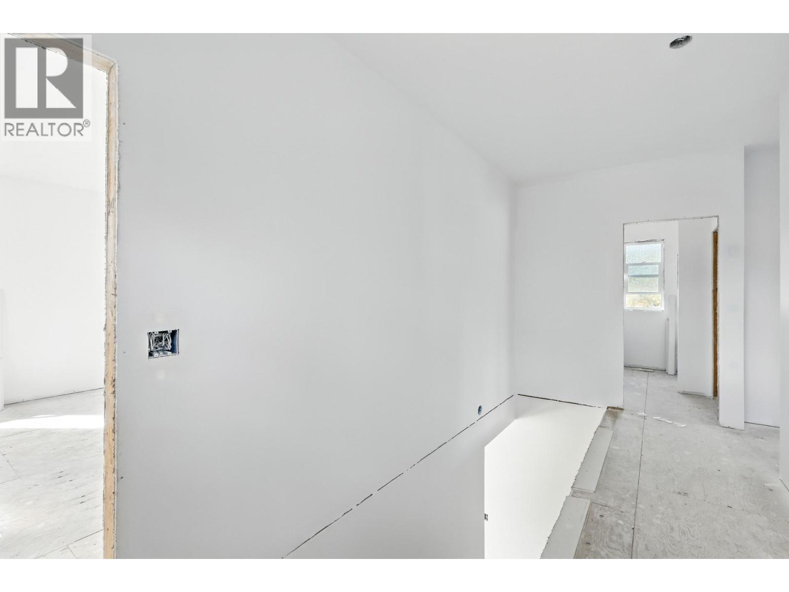 2208 Surrey Road, West Kelowna