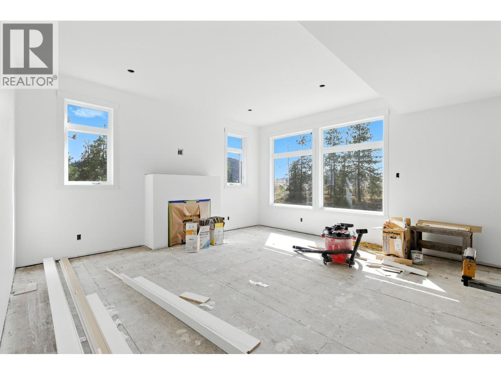  2208 Surrey Road, West Kelowna