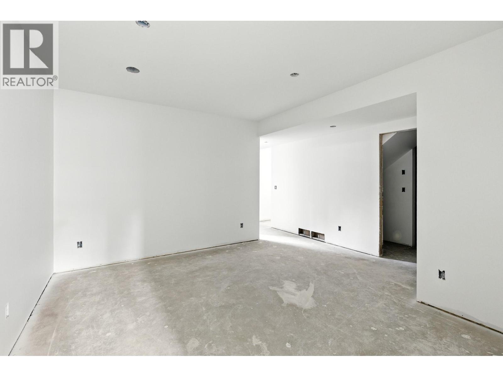  2208 Surrey Road, West Kelowna