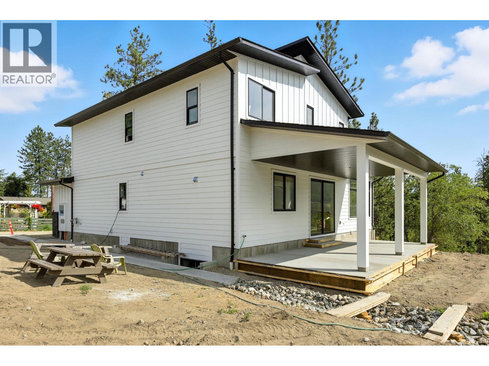  2208 Surrey Road, West Kelowna