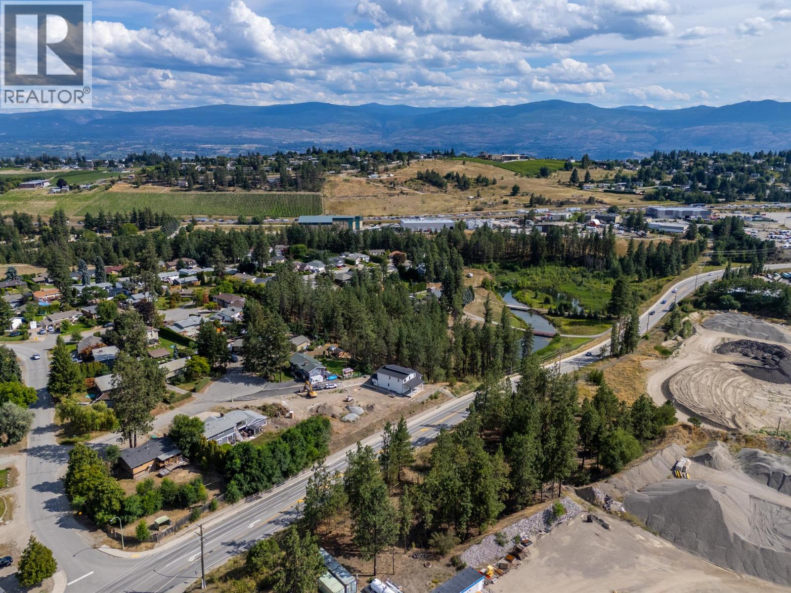  2208 Surrey Road, West Kelowna