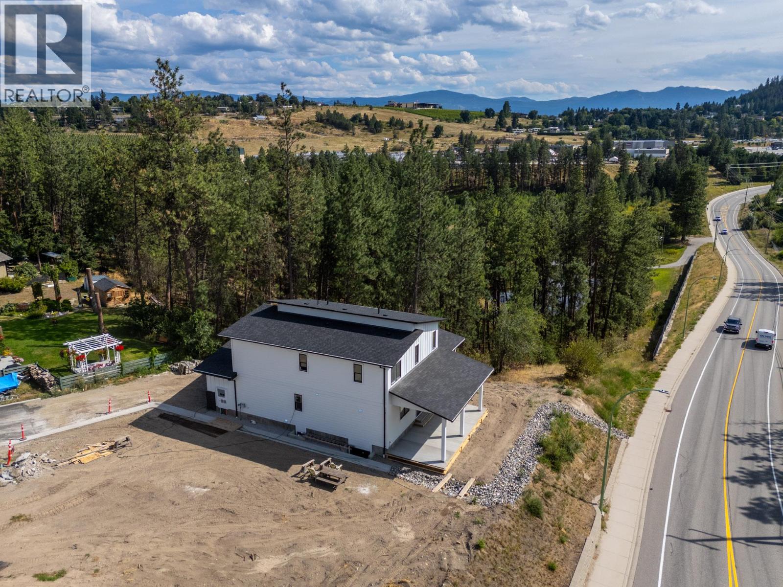  2208 Surrey Road, West Kelowna