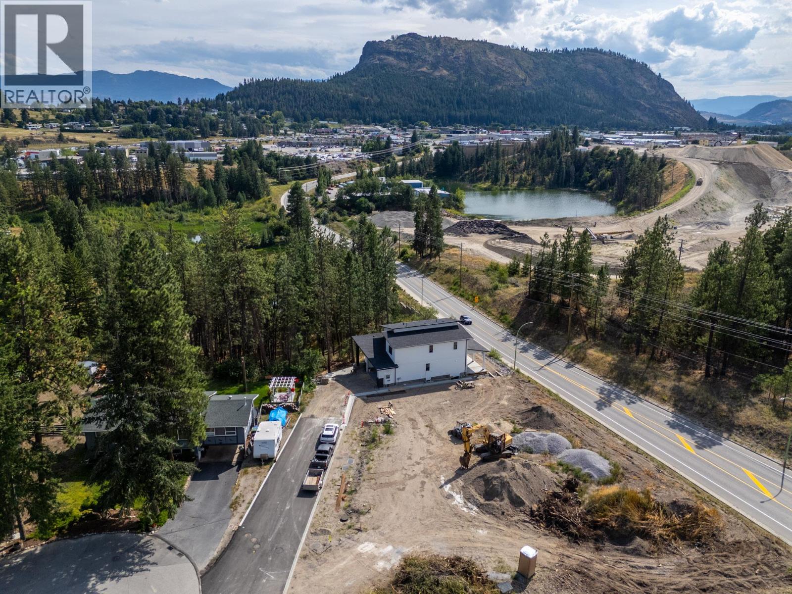  2208 Surrey Road, West Kelowna