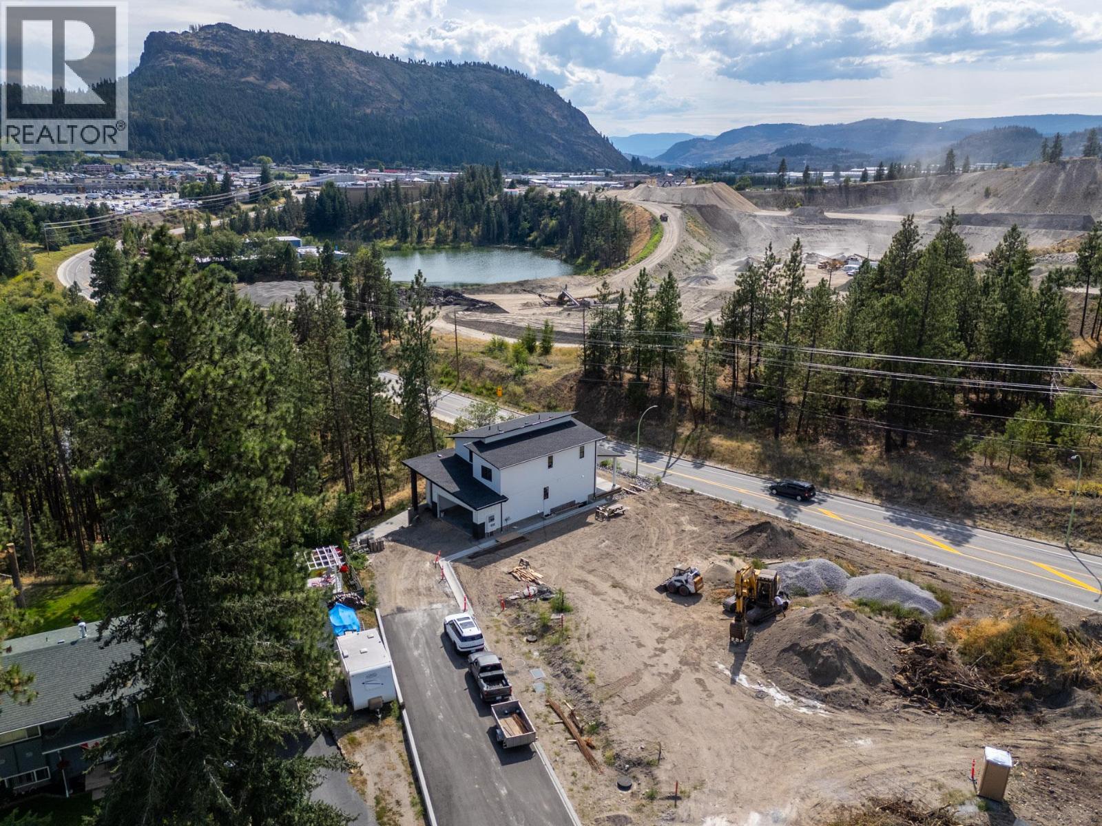  2208 Surrey Road, West Kelowna
