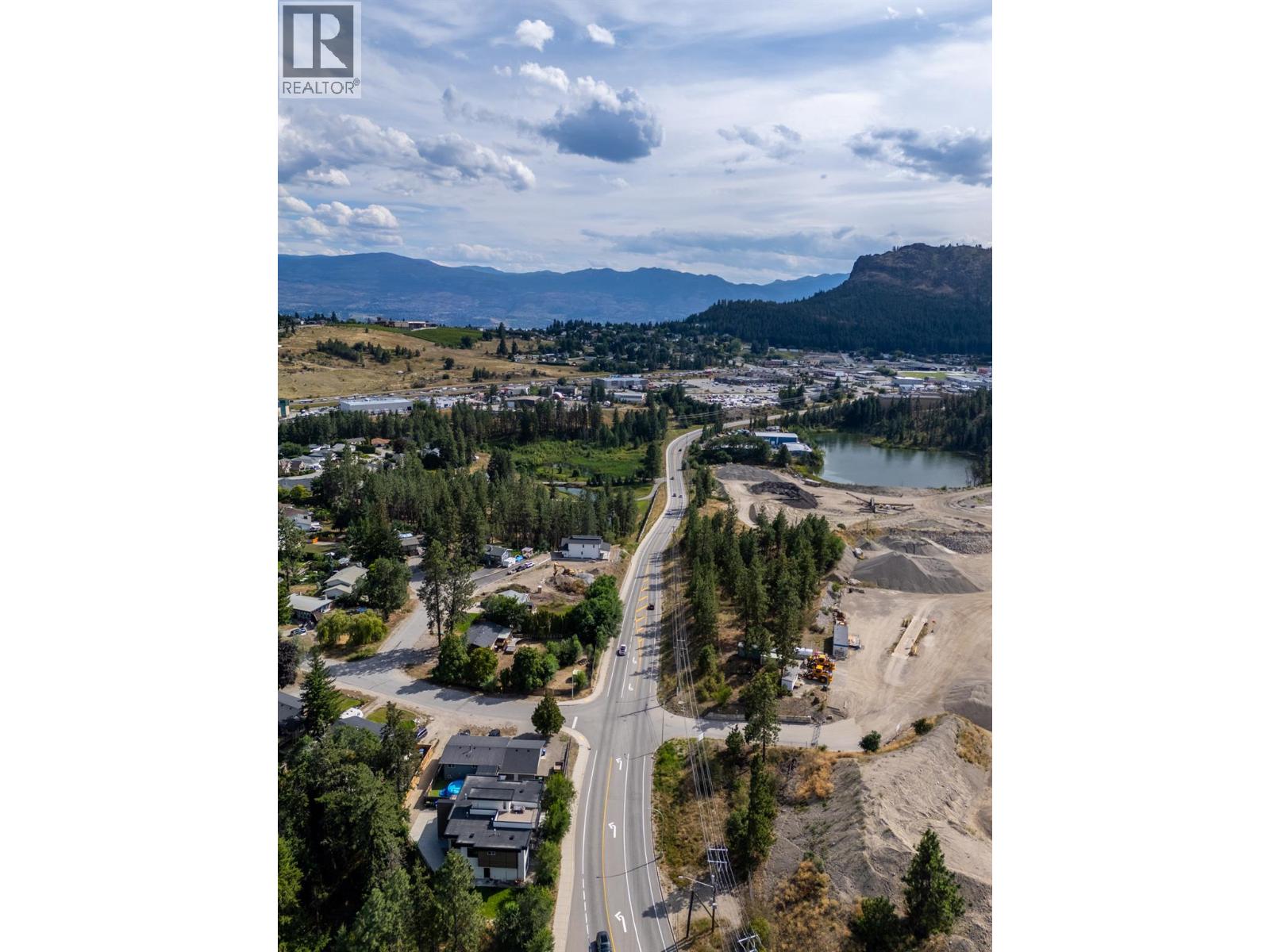  2208 Surrey Road, West Kelowna
