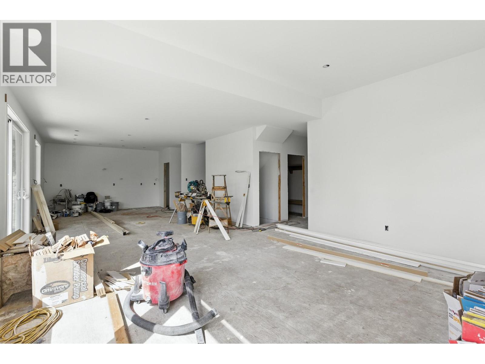  2208 Surrey Road, West Kelowna