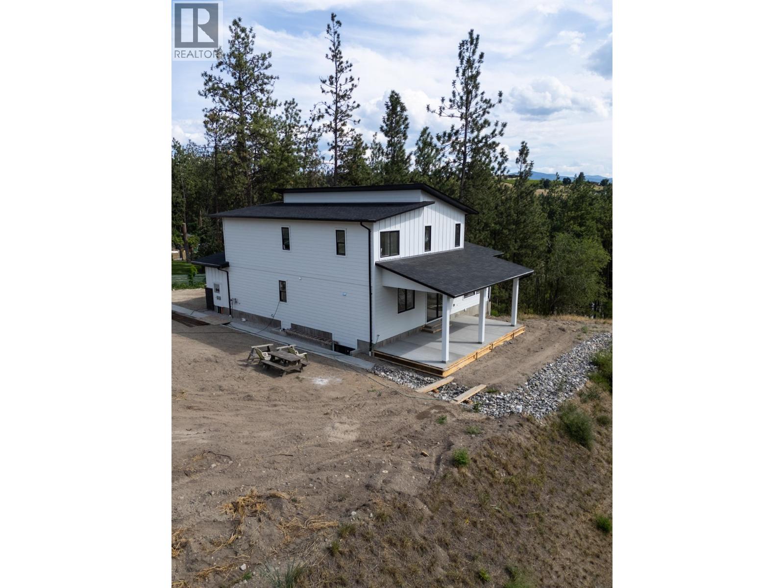  2208 Surrey Road, West Kelowna